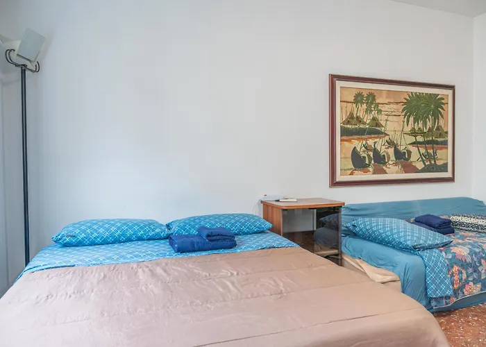 Lion Renting Marconi Apartman